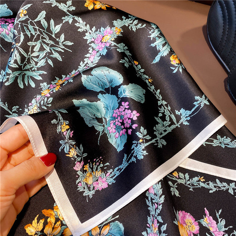 Aesthetic vintage black and white floral mulberry silk scarf/65CM 100% mulberry silk scarf/Silk shawl/Gift for her