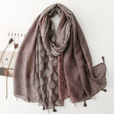 Exotic ethnic style wear accessories travel shawl cotton and linen feel Bali yarn scarf color matching geometric fringed scarf