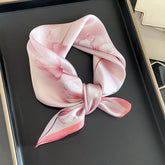 Rosa Frühlingsblumen Schal aus 100 % Maulbeerseide/Kopftuch aus Seide/Haarschal aus Seide/Halstuch aus Seide/Muttertagsgeschenke/Taschenaccessoire/Geschenk für Sie