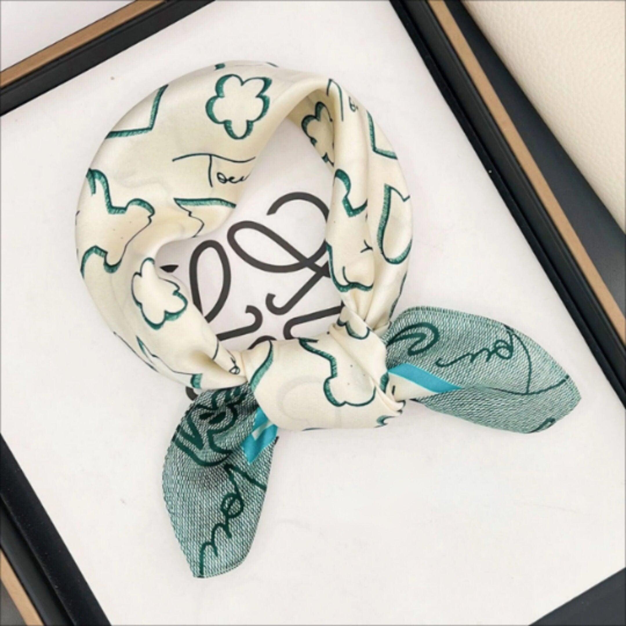 Love Cookie Bear 100%mulberry Silk Scarf/Silk head scarf/Silk hair scarf/Silk neck scarf/Mother&