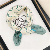 Love Cookie Bear 100 % Maulbeerseidenschal/Seidenkopfschal/Seidenhaarschal/Seidenhalsschal/Muttertagsgeschenke/Taschenaccessoire/Geschenk für Sie
