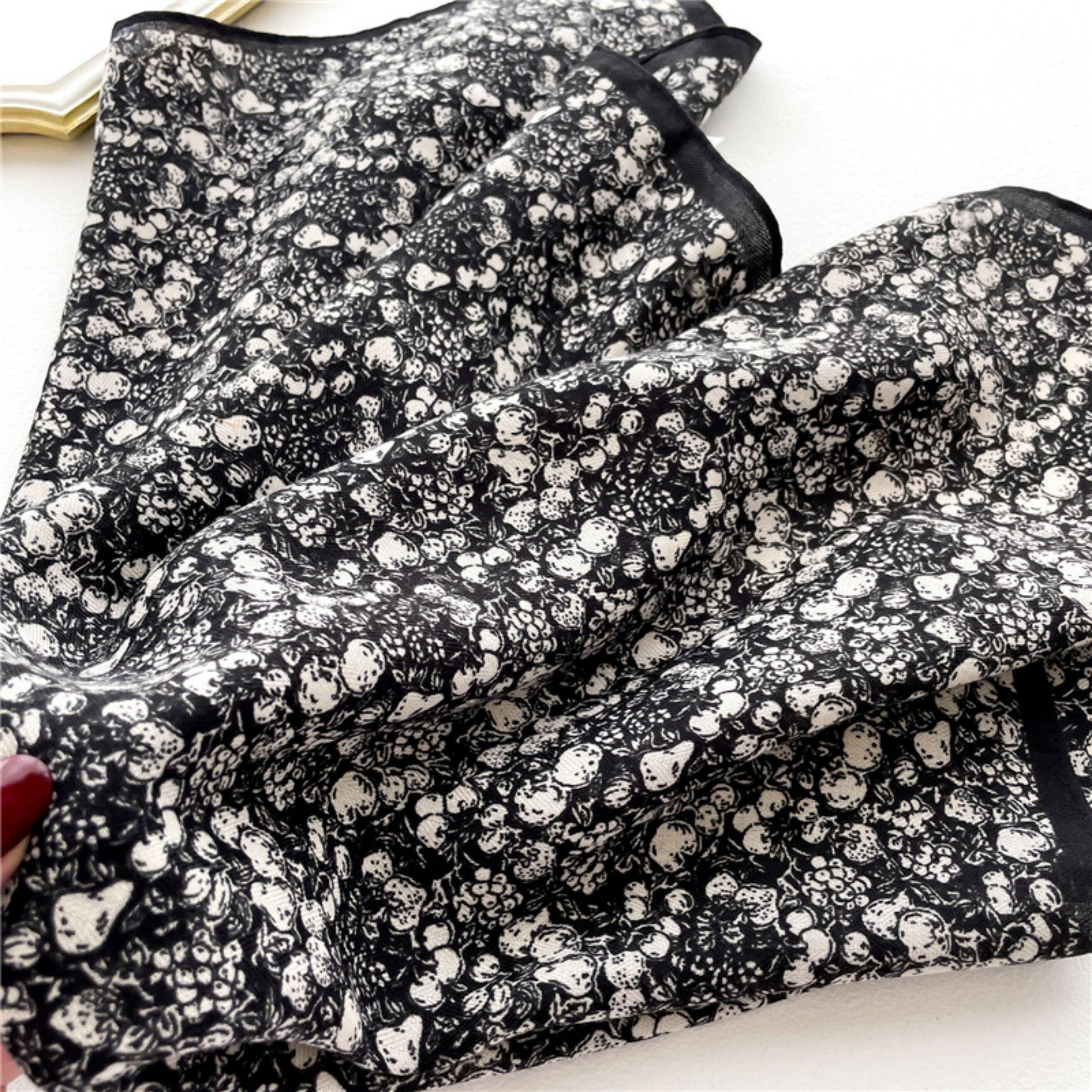 ダークグリーン花柄スクエアスカーフ/ヘリンボーン織りスクエアスカーフ/レディースネックスカーフ/コットンリネンハンドフィーリングスカーフ/彼女へのギフト