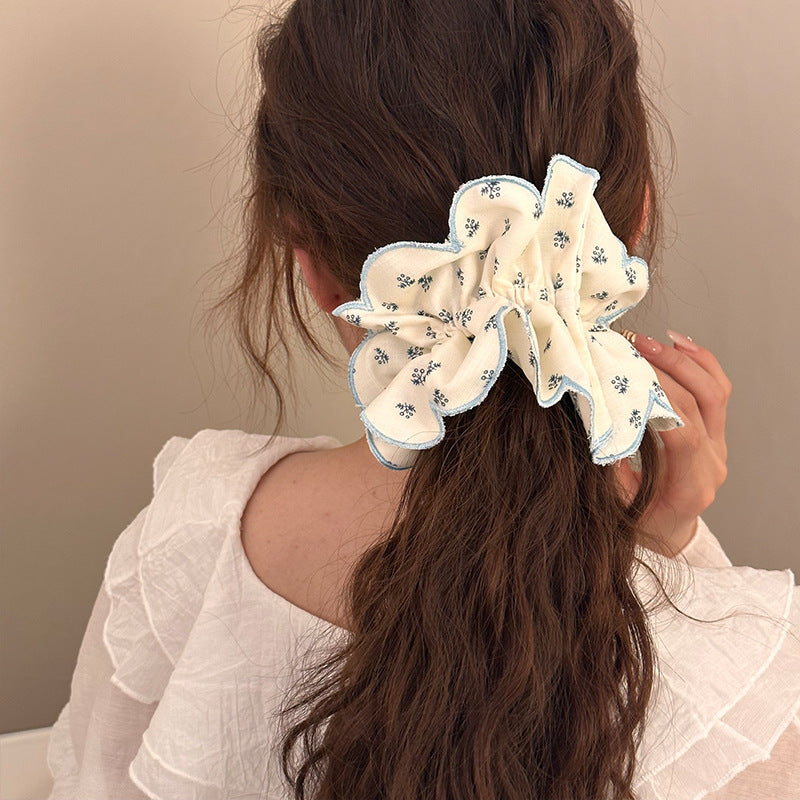 Vintage Charm: Floral Fabric Hairband, Soft Girl Scrunchie, and Lazy Hair Tie - Retro-Inspired Hair Accessories for a Gentle, Romantic Vibe