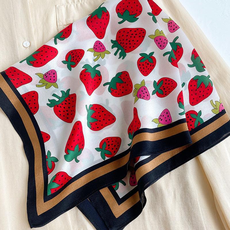 Schal aus 100 % Maulbeerseide/Kopftuch aus Seide/Haarschal aus Seide/Halstuch aus Seide/Bandana aus Seide/Taschenaccessoire/Geschenk für Sie/Graues Erdbeermuster