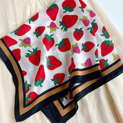 Schal aus 100 % Maulbeerseide/Kopftuch aus Seide/Haarschal aus Seide/Halstuch aus Seide/Bandana aus Seide/Taschenaccessoire/Geschenk für Sie/Graues Erdbeermuster