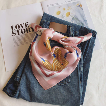 チェーンストラッププリント 桑100% シルクスカーフ/シルクヘッドスカーフ/シルクヘアスカーフ/シルクネックスカーフ/母の日ギフト/バッグアクセサリー/彼女へのギフト