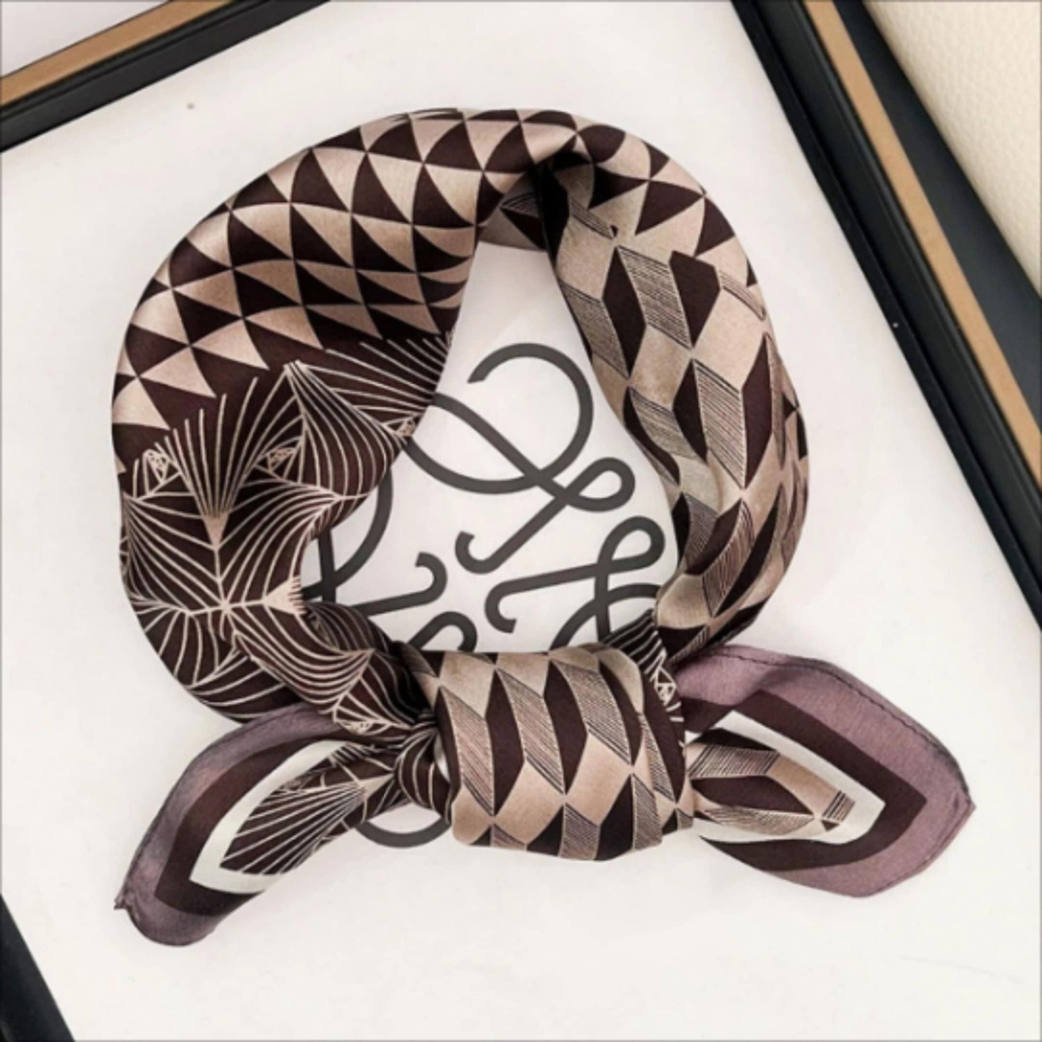 Schal mit Karomuster aus 100 % Maulbeerseide/Kopftuch aus Seide/Haarschal aus Seide/Halstuch aus Seide/Muttertagsgeschenke/Taschenaccessoire/Geschenk für Sie