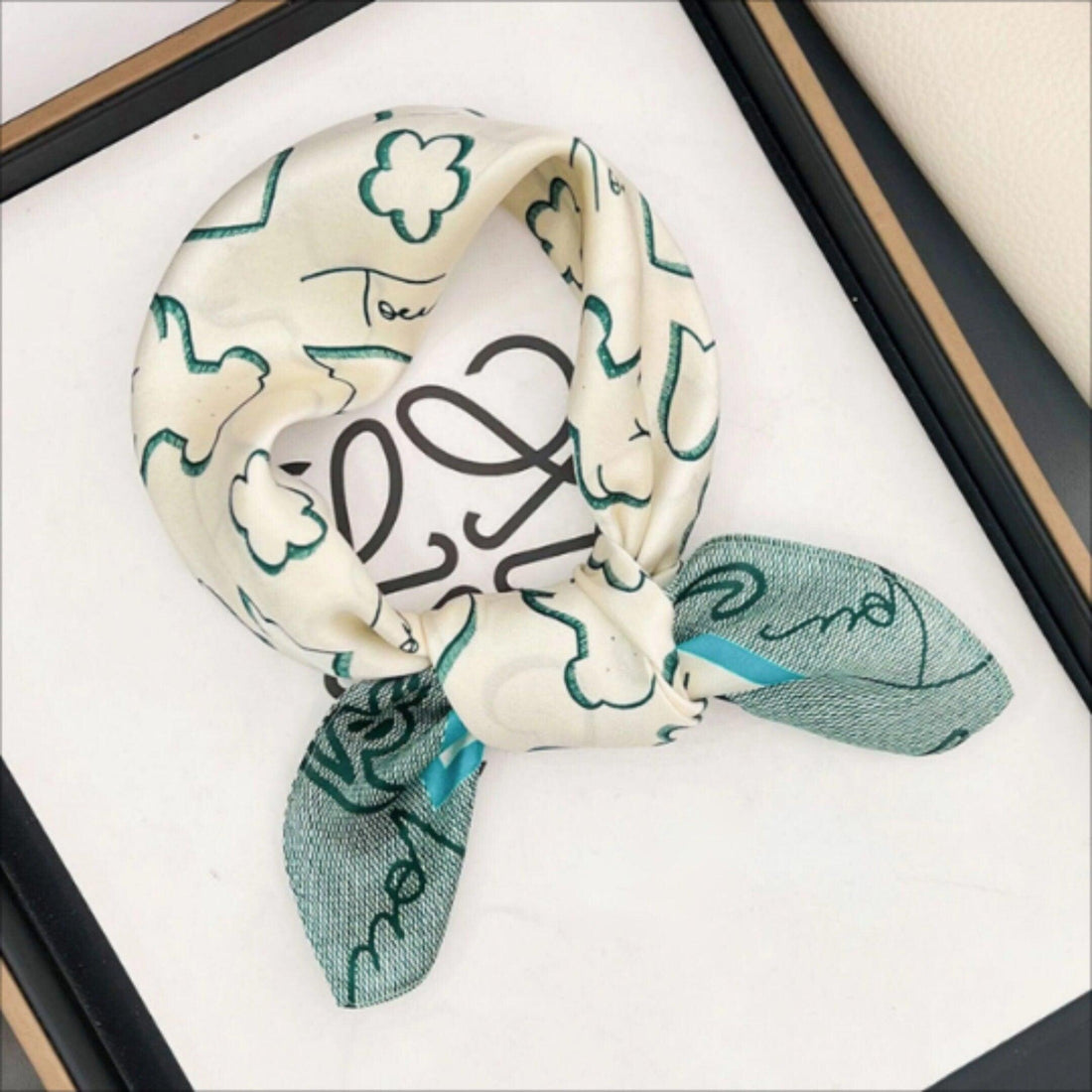 Love Cookie Bear 100%mulberry Silk Scarf/Silk head scarf/Silk hair scarf/Silk neck scarf/Mother&