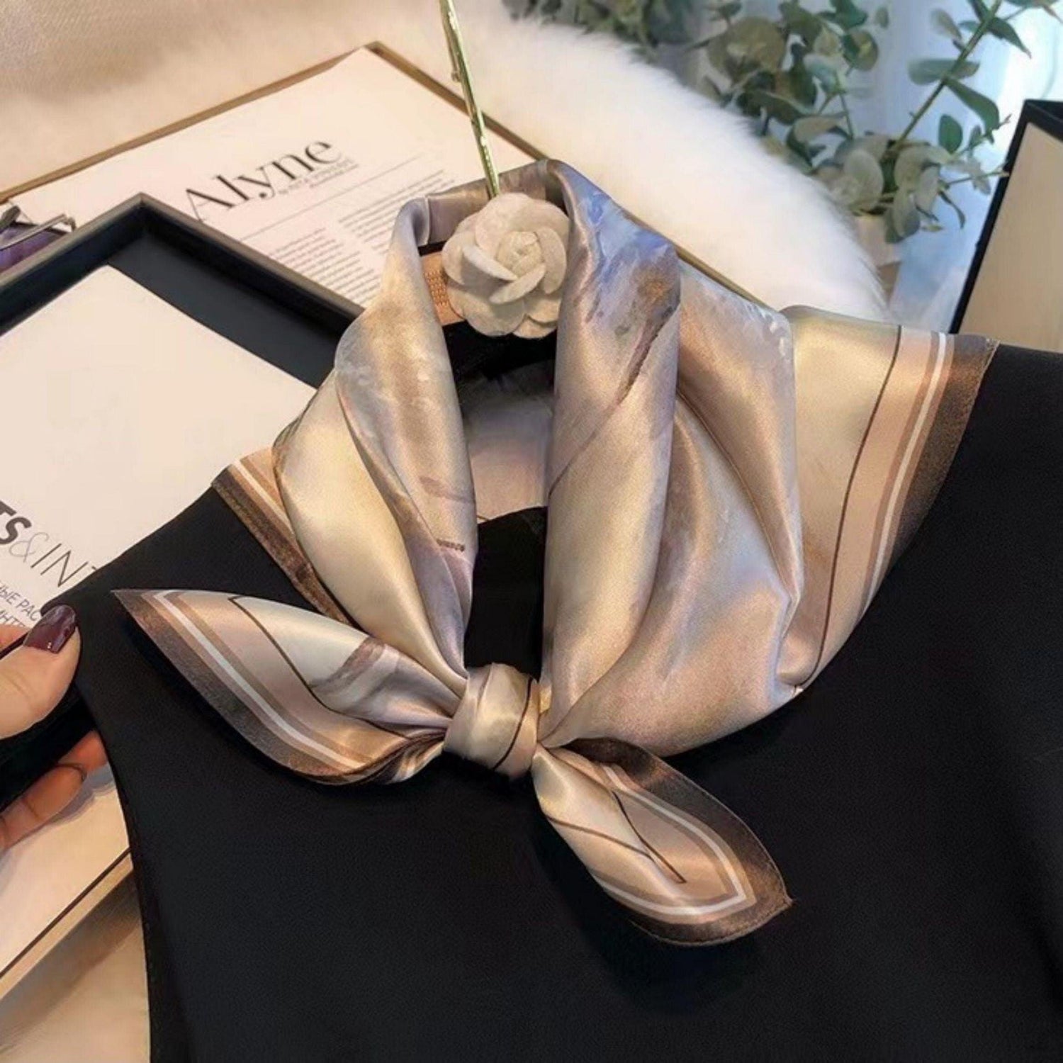 藤色水彩 100% 桑 シルク スカーフ/シルク ヘッド スカーフ/シルク ヘア スカーフ/シルク ネック スカーフ/母の日のギフト/バッグ アクセサリー/彼女へのギフト