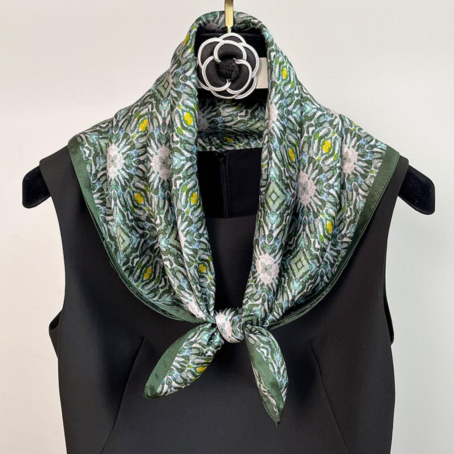 Green oil painting mulberry silk scarf/65CM 100% mulberry silk scarf/Silk shawl/Gift for her