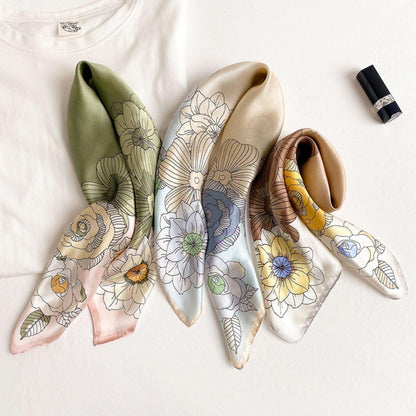 ライトカラーの花 100% 桑シルクスカーフ/シルクヘッドスカーフ/シルクヘアスカーフ/シルクネックスカーフ/母の日ギフト/バッグアクセサリー/彼女へのギフト